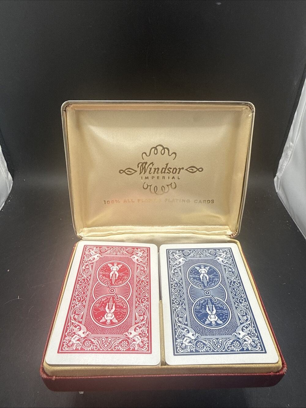 Vintage Windsor Imperial Double Deck Playing Cards Red Case 100% Plastic Set